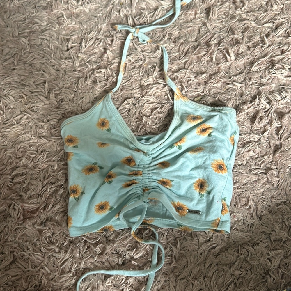 Hollister crop top